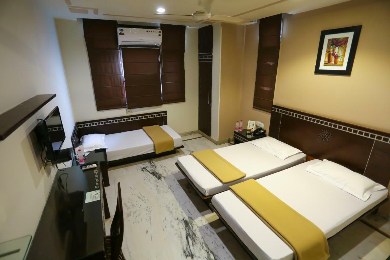Smyle Inn - Best Value Hotel Near New Delhi Station Exterior foto