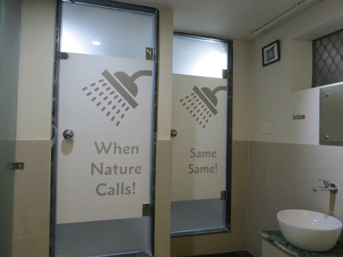 Smyle Inn - Best Value Hotel Near New Delhi Station Exterior foto